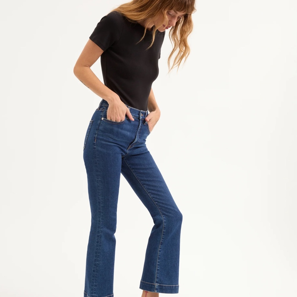 Veronica Beard Carson Kick Flare Jean 25 in Bright Blue NWOT - Picture 3 of 6